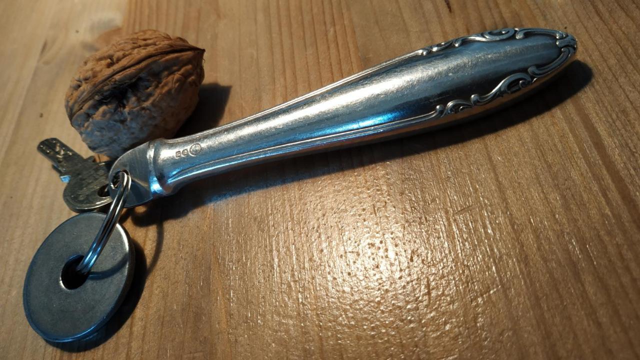 蓝泡泡墙酒店 Gebenstorf 外观 照片